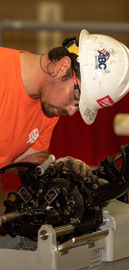 Pipefitting Program | Pipefitting Worker Flkr | Associated Builders & Contractors